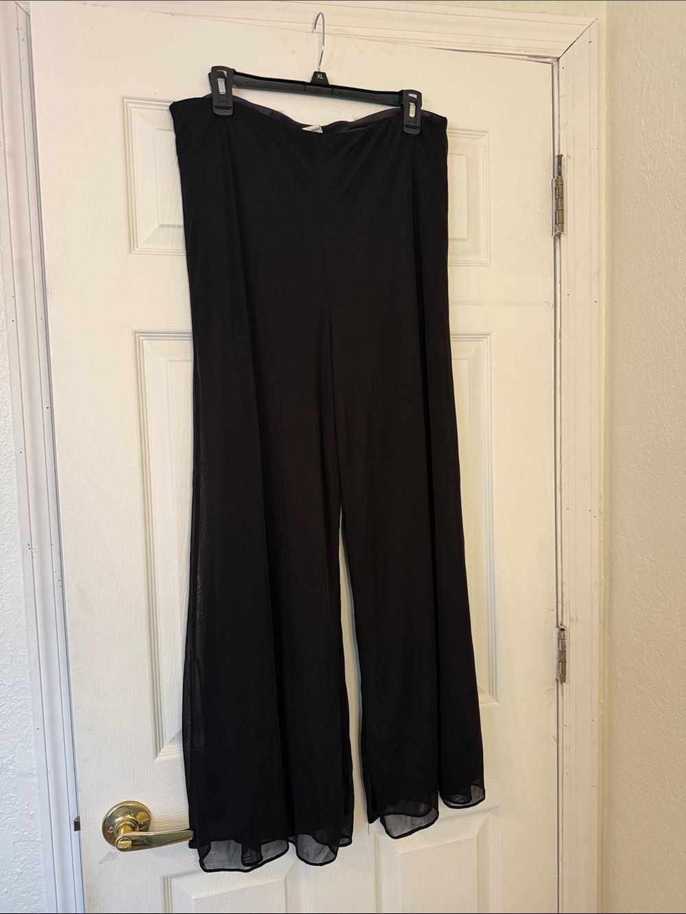 Jubliani Black Wide-Leg Chiffon Overlay Pants - Women XL